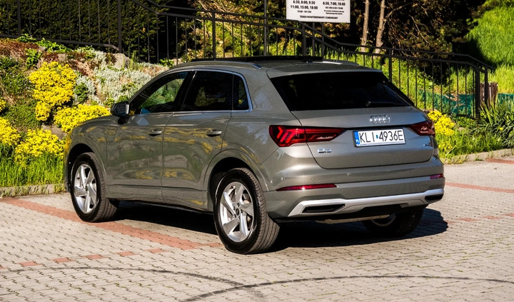 Audi Q3 cena 136500 przebieg: 17000, rok produkcji 2021 z Głuchołazy małe 704